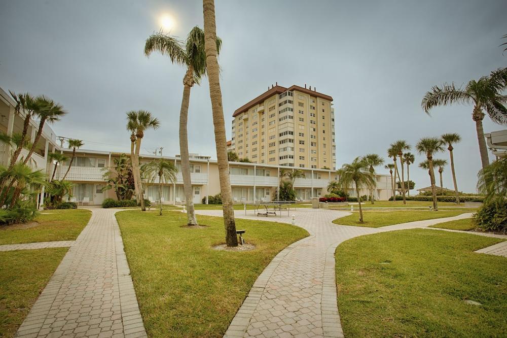 Sandcastle Resort At Lido Beach Sarasota Bagian luar foto