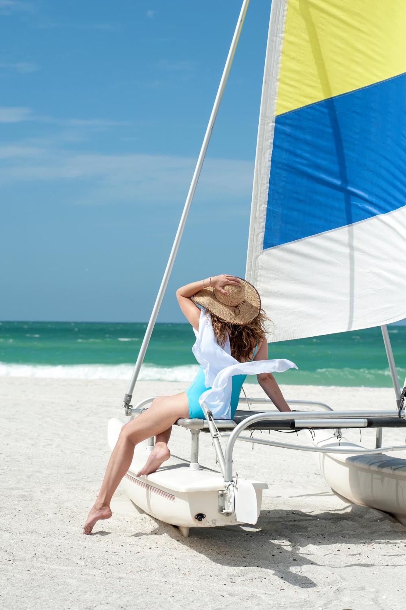 Sandcastle Resort At Lido Beach Sarasota Bagian luar foto