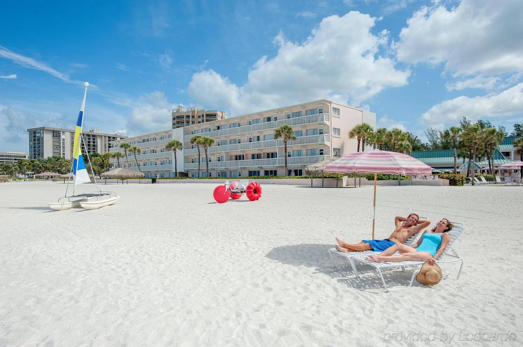 Sandcastle Resort At Lido Beach Sarasota Bagian luar foto