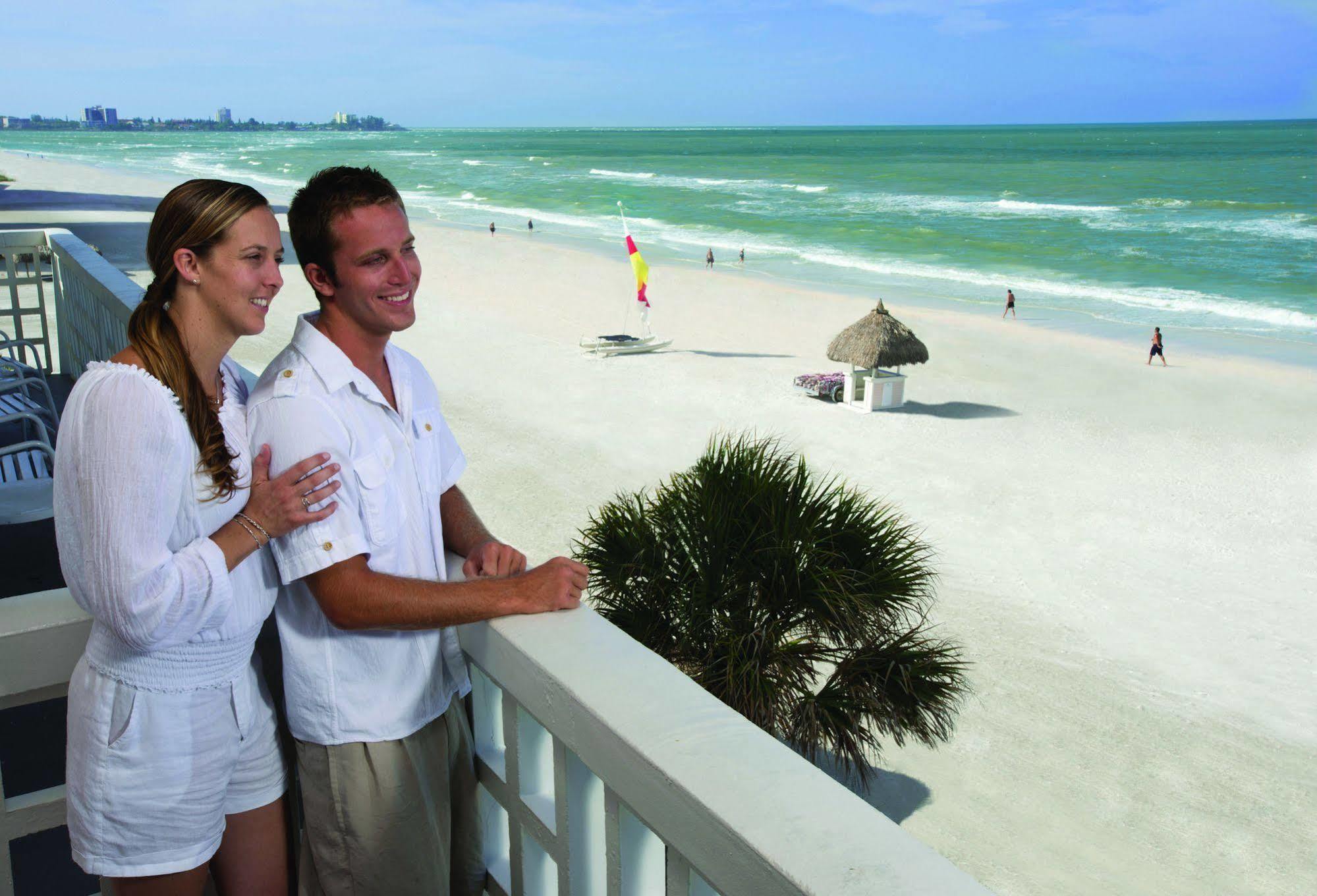 Sandcastle Resort At Lido Beach Sarasota Bagian luar foto